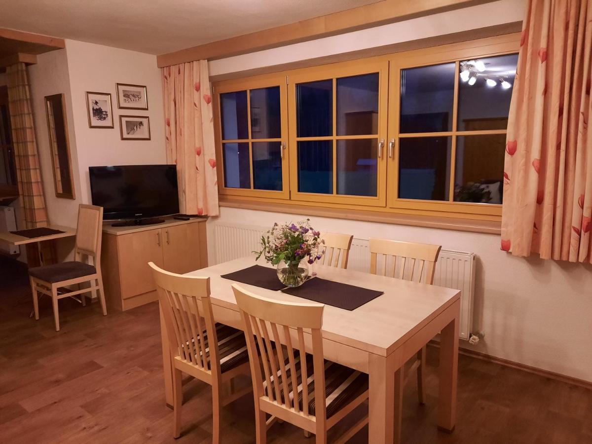 Haus Untergand Appartement Sankt Anton am Arlberg Buitenkant foto